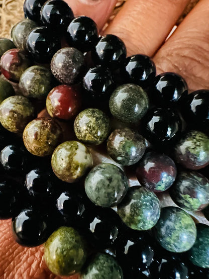 Dragon Blood Jasper and Black Onyx Set