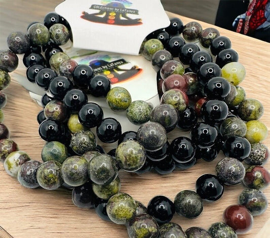 Dragon Blood Jasper and Black Onyx Set