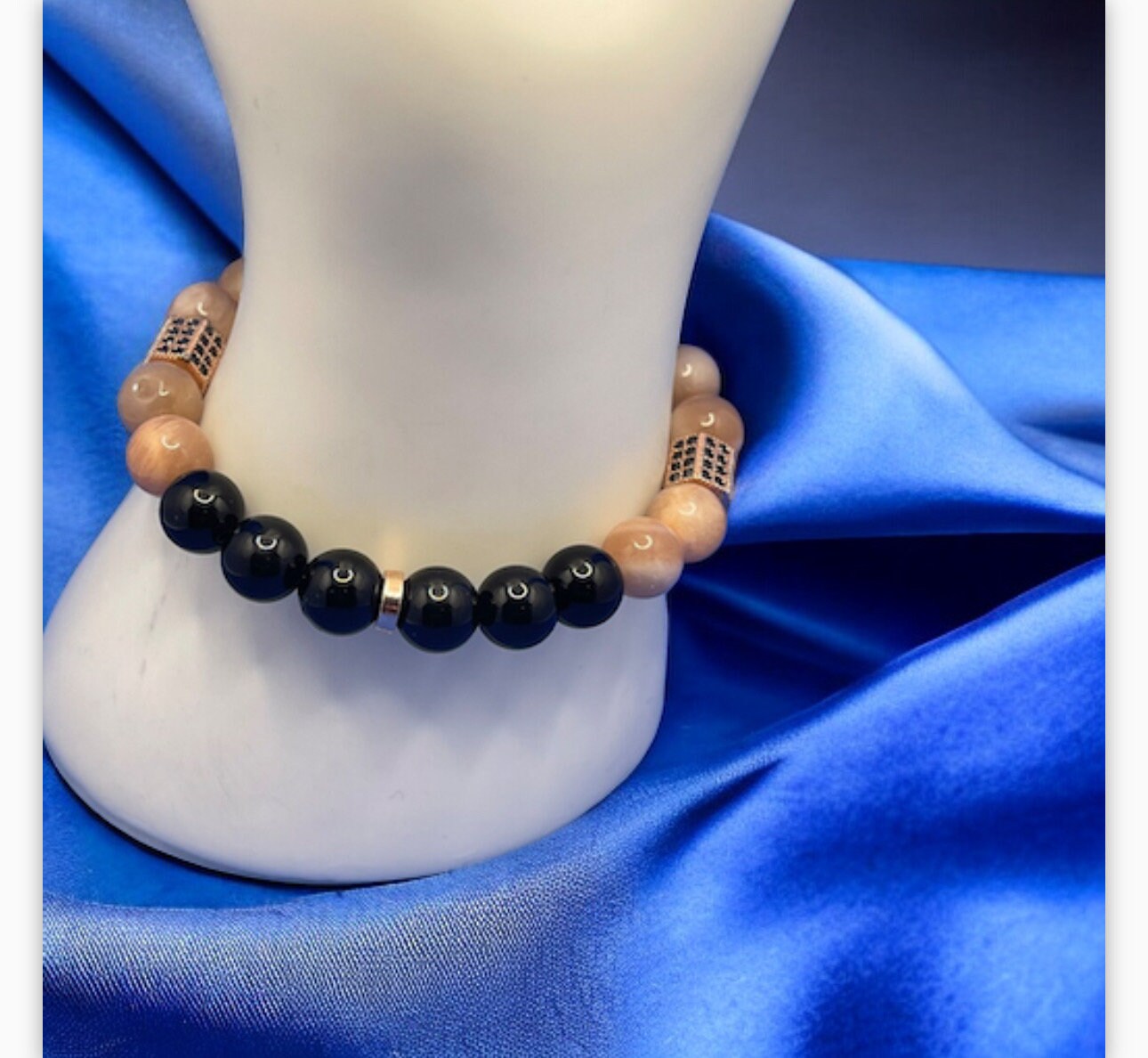 Moonstone Protection Bracelet: Divine Femininity and Spiritual Purity