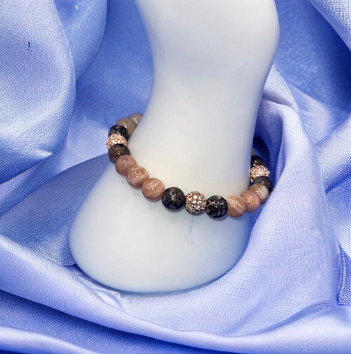 Moonstone Protection Bracelet: Divine Femininity and Spiritual Purity