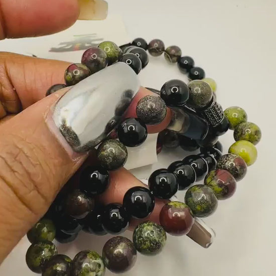 Dragon Blood Jasper and Black Onyx Set